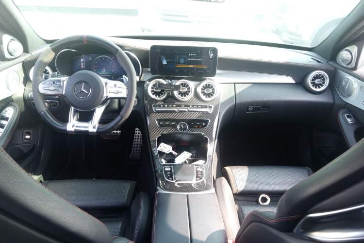Used Mercedes-Benz C-Class AMG 2019 AMG C 43 4MATIC Estate Special Edition Center Console