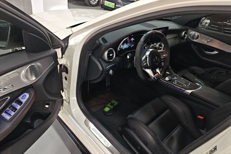 Used Mercedes-Benz C-Class AMG 2019 AMG C 43 4MATIC Estate Special Edition Driver Seat