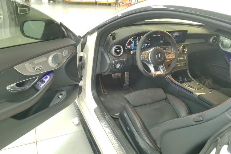 Used Mercedes-Benz C-Class AMG 2019 AMG C 43 4MATIC Coupe Driver Seat