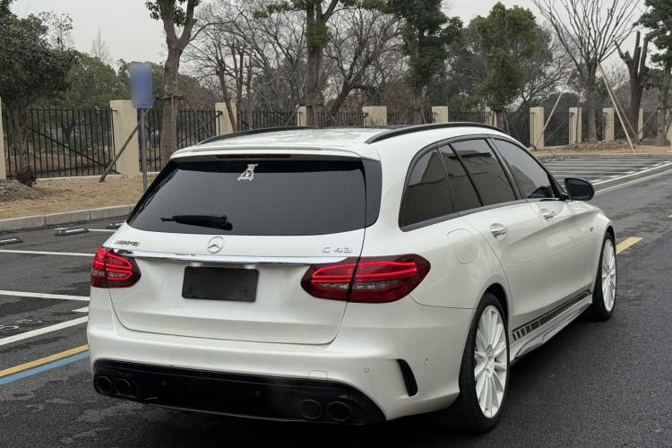 Used Mercedes-Benz C-Class AMG 2019 AMG C 43 4MATIC Estate Special Edition Exterior 2