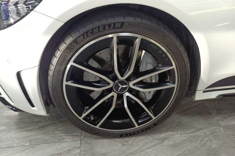 Used Mercedes-Benz C-Class AMG 2019 AMG C 43 4MATIC Exterior 4