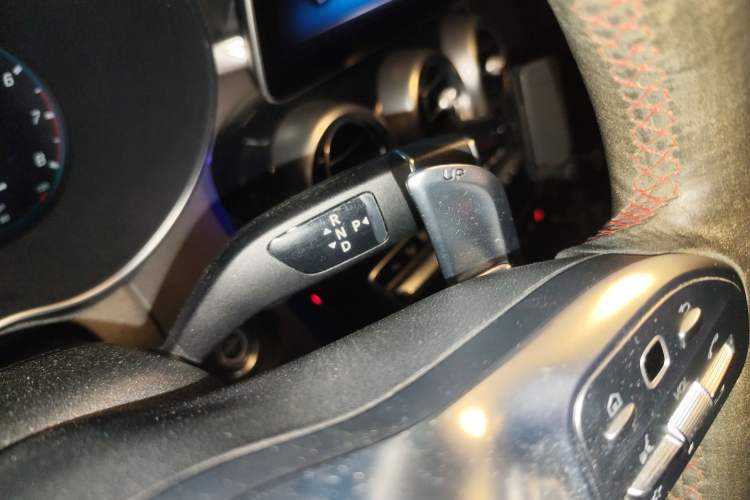 Used Mercedes-Benz C-Class AMG 2019 AMG C 43 4MATIC Gear Lever