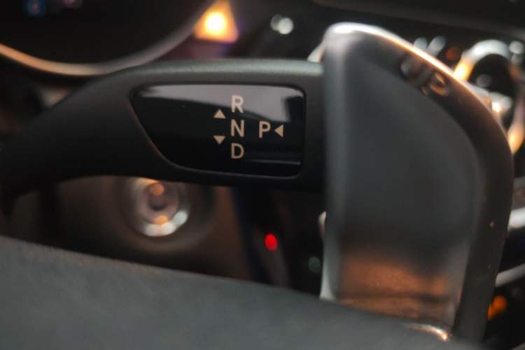 Used Mercedes-Benz C-Class AMG 2019 AMG C 43 4MATIC Gear Lever