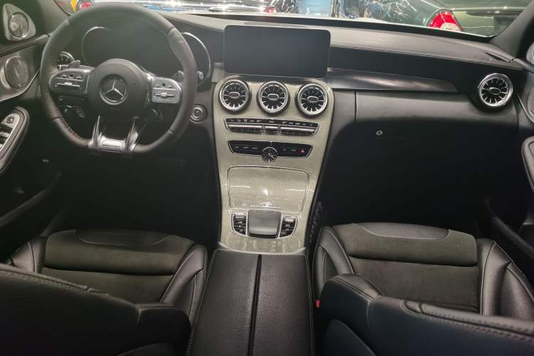 Used Mercedes-Benz C-Class AMG 2019 AMG C 63 Interior 1