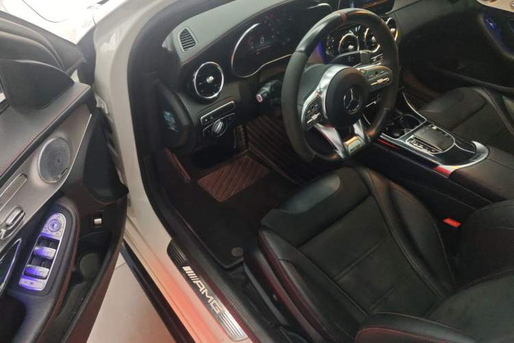 Used Mercedes-Benz C-Class AMG 2019 AMG C 43 4MATIC Interior 3