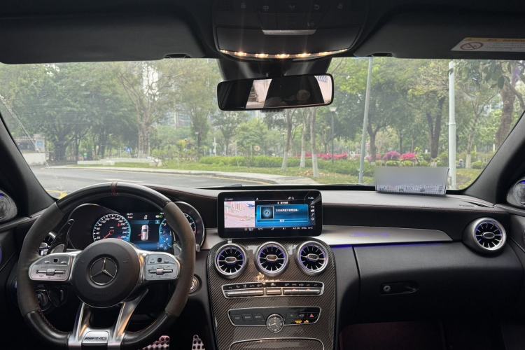 Used Mercedes-Benz C-Class AMG 2019 AMG C 43 4MATIC Estate Special Edition Interior 3