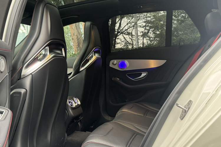 Used Mercedes-Benz C-Class AMG 2019 AMG C 43 4MATIC Estate Special Edition Interior 5