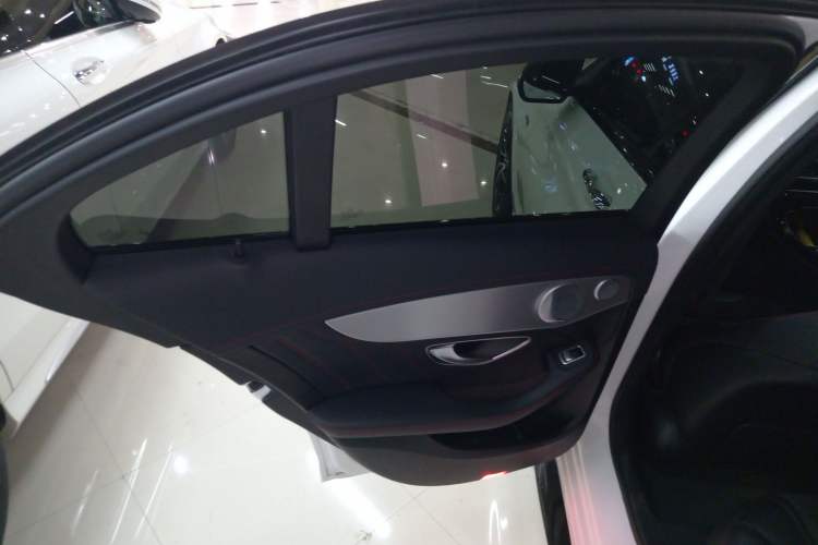 Used Mercedes-Benz C-Class AMG 2019 AMG C 43 4MATIC Interior 8
