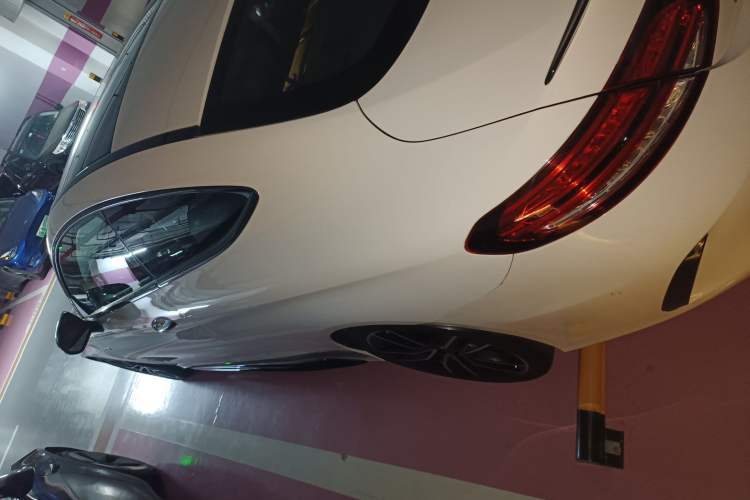Used Mercedes-Benz C-Class AMG 2019 AMG C 43 4MATIC Coupe Left Side