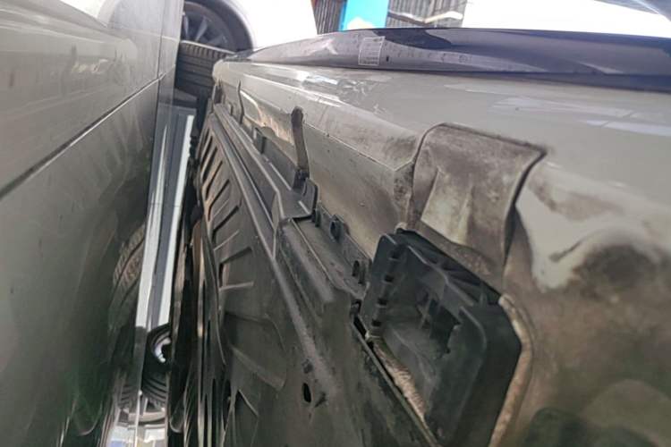 Used Mercedes-Benz C-Class AMG 2019 AMG C 43 4MATIC Coupe Left Side Sill