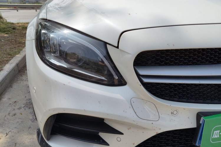 Used Mercedes-Benz C-Class AMG 2019 AMG C 43 4MATIC Estate Special Edition Right Front Headlight