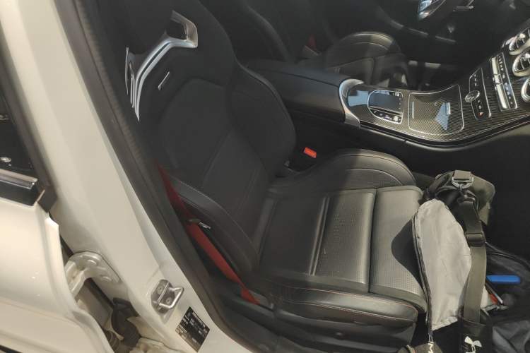 Used Mercedes-Benz C-Class AMG 2019 AMG C 43 4MATIC Estate Special Edition Right Front Seat