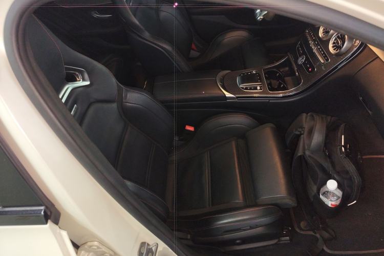 Used Mercedes-Benz C-Class AMG 2019 AMG C 43 4MATIC Estate Special Edition Right Front Seat