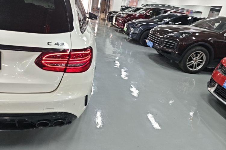 Used Mercedes-Benz C-Class AMG 2019 AMG C 43 4MATIC Estate Special Edition Right Rear Taillight