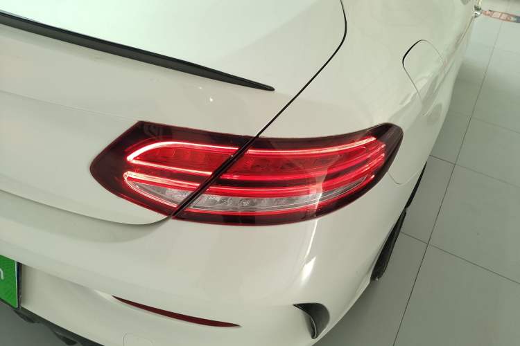 Used Mercedes-Benz C-Class AMG 2019 AMG C 43 4MATIC Coupe Right Rear Taillight