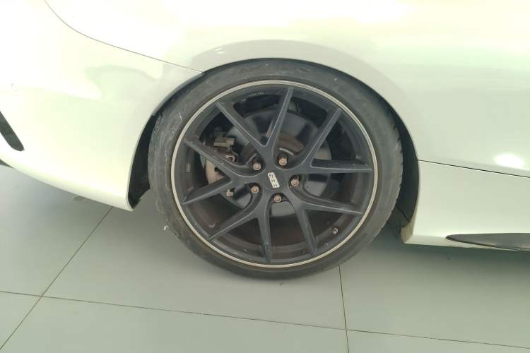 Used Mercedes-Benz C-Class AMG 2019 AMG C 43 4MATIC Coupe Right Rear Wheel Hub