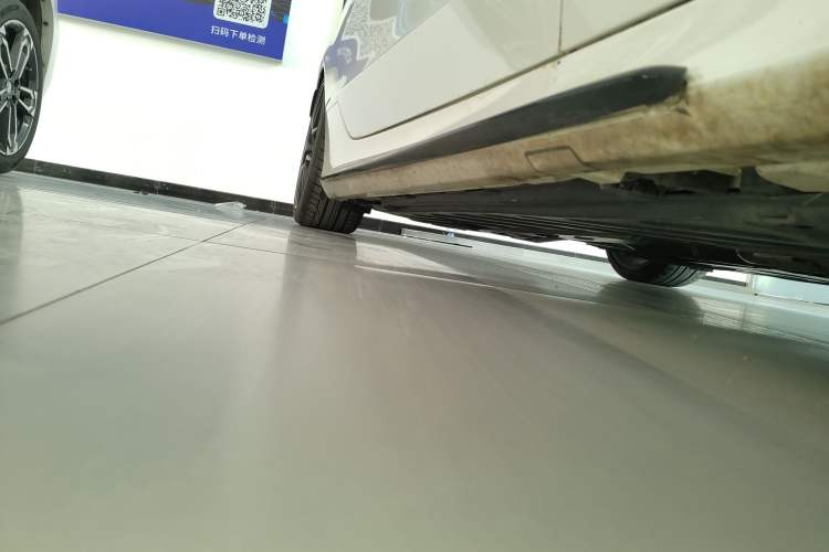 Used Mercedes-Benz C-Class AMG 2019 AMG C 43 4MATIC Coupe Right Side Sill