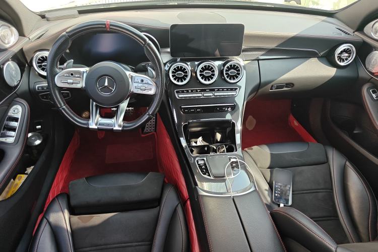 Used Mercedes-Benz C-Class AMG 2021 AMG C 43 4MATIC Center Console