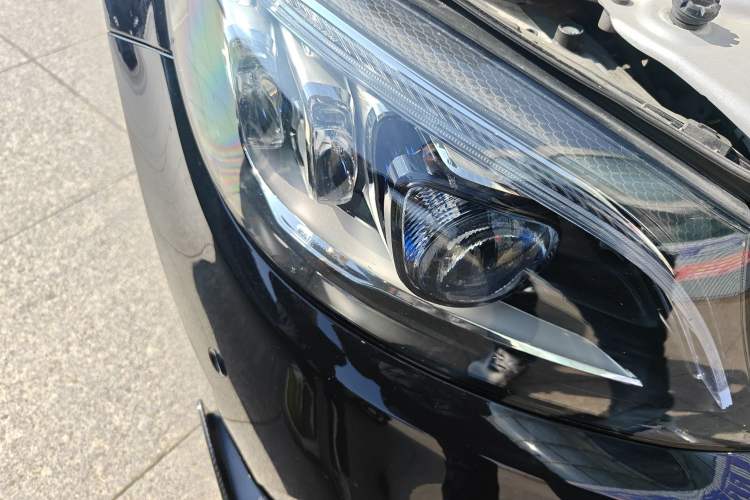 Used Mercedes-Benz C-Class AMG 2021 AMG C 43 4MATIC Right Front Headlight