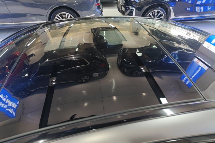 Used Mercedes-Benz C-Class AMG 2021 AMG C 63 Roof