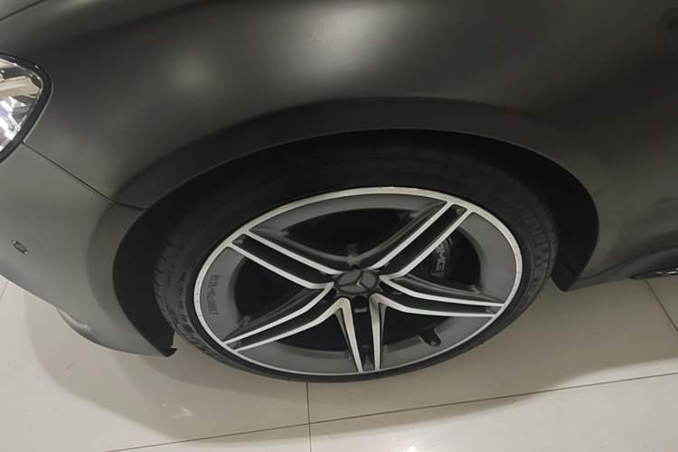 Used Mercedes-Benz C-Class AMG 2021 AMG C 63 Coupe Left Front Wheel Hub