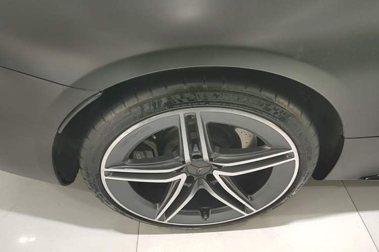 Used Mercedes-Benz C-Class AMG 2021 AMG C 63 Coupe Right Rear Wheel Hub