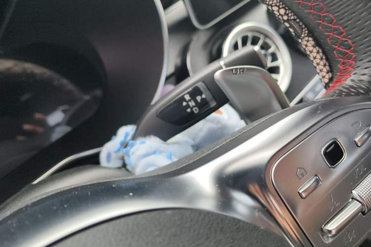 Used Mercedes-Benz C-Class AMG 2023 AMG C 43 4MATIC Coupe Gear Lever