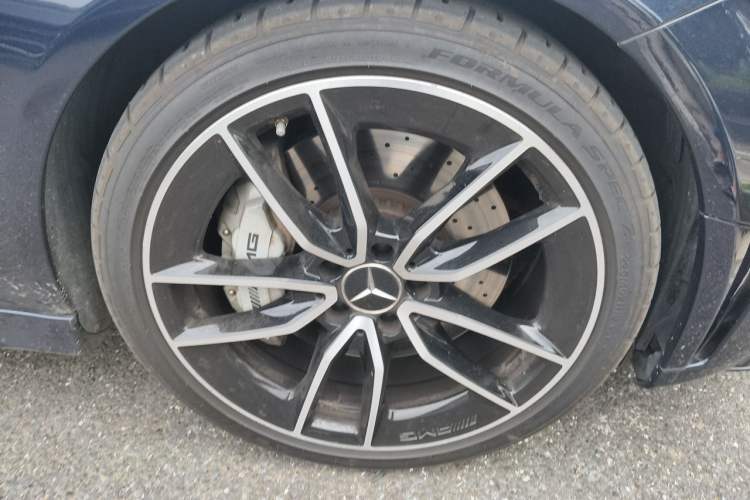 Used Mercedes-Benz C-Class AMG 2023 AMG C 43 4MATIC Coupe Right Front Wheel Hub