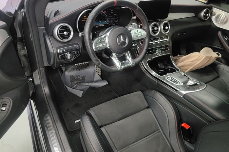 Used Mercedes-Benz C-Class AMG 2023 AMG C 43 4MATIC Coupe Center Console