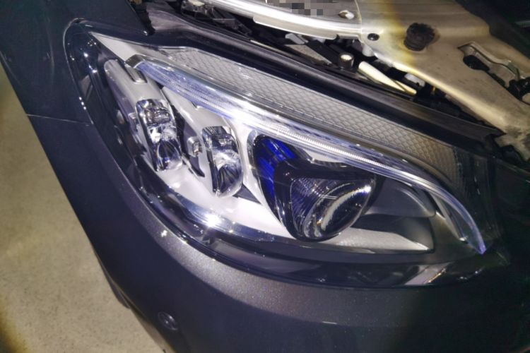Used Mercedes-Benz C-Class AMG 2023 AMG C 43 4MATIC Coupe Right Front Headlight