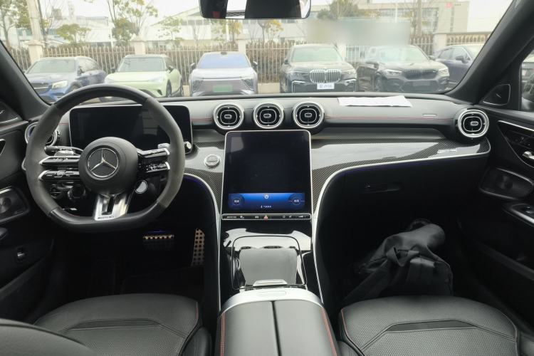 Used Mercedes-Benz C-Class AMG 2023 AMG C 43 4MATIC Estate Special Edition Center Console