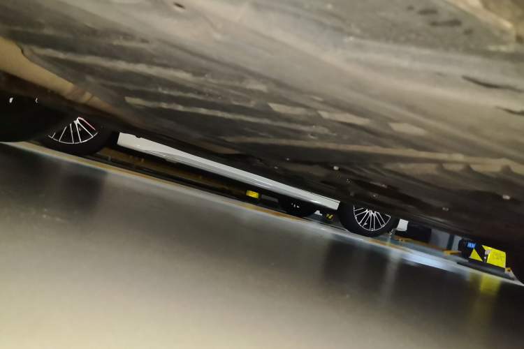 Used Mercedes-Benz C-Class AMG 2023 AMG C 43 4MATIC Estate Special Edition Chassis Rear Right
