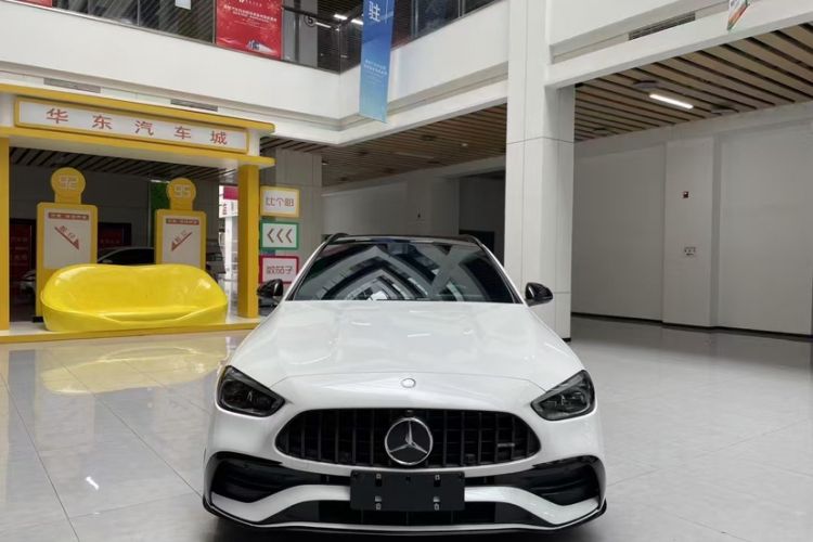 Used Mercedes-Benz C-Class AMG 2023 AMG C 43 4MATIC Estate Special Edition Exterior 2
