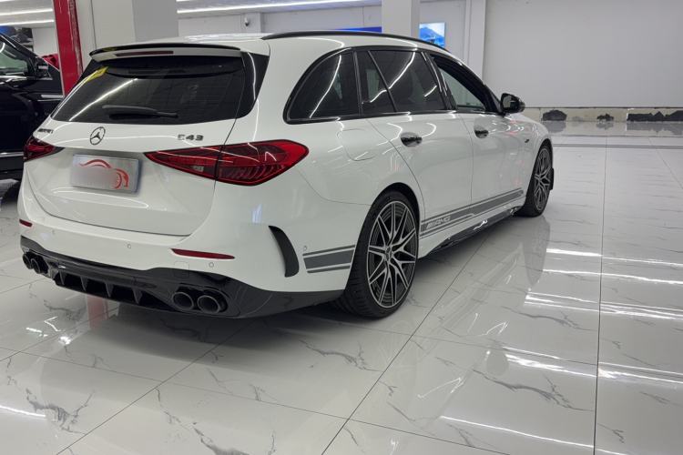 Used Mercedes-Benz C-Class AMG 2023 AMG C 43 4MATIC Estate Special Edition Exterior 3