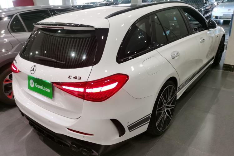 Used Mercedes-Benz C-Class AMG 2023 AMG C 43 4MATIC Estate Special Edition Exterior 5