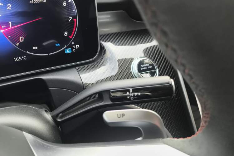 Used Mercedes-Benz C-Class AMG 2023 AMG C 43 4MATIC Estate Special Edition Gear Lever