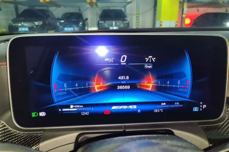 Used Mercedes-Benz C-Class AMG 2023 AMG C 43 4MATIC Estate Special Edition Instrument Cluster
