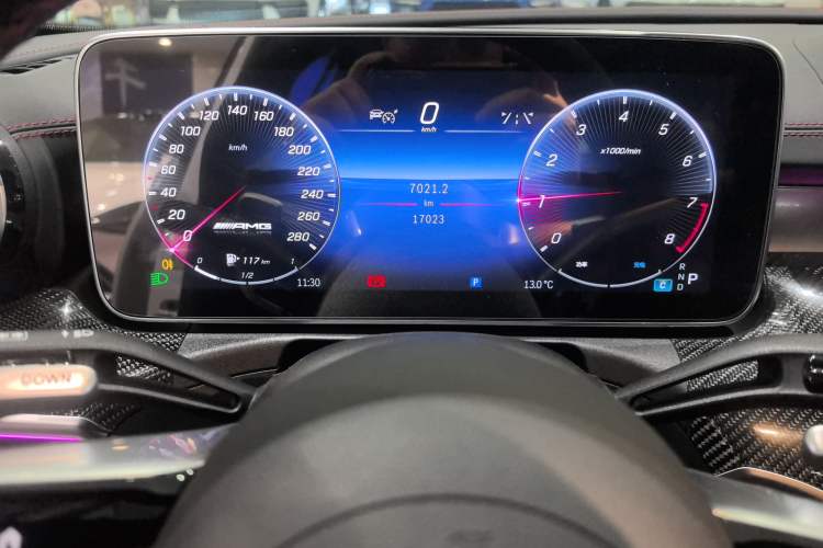 Used Mercedes-Benz C-Class AMG 2023 AMG C 43 4MATIC Estate Special Edition Instrument Cluster