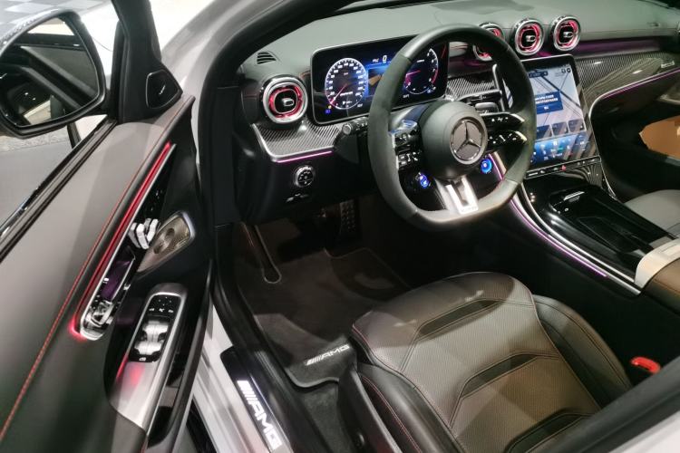 Used Mercedes-Benz C-Class AMG 2023 AMG C 43 4MATIC Estate Special Edition Interior 3