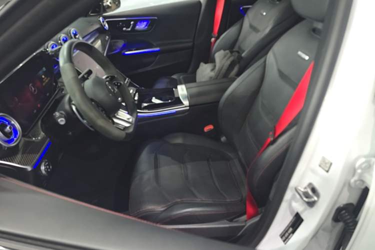 Used Mercedes-Benz C-Class AMG 2023 AMG C 43 4MATIC Estate Special Edition Left Front Seat