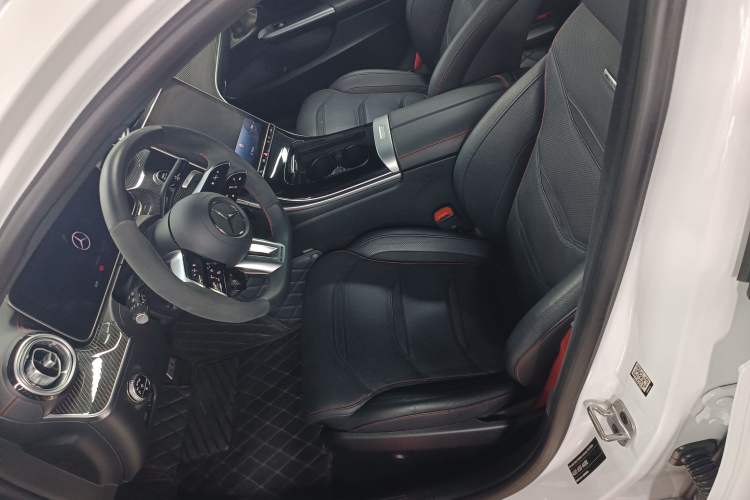 Used Mercedes-Benz C-Class AMG 2023 AMG C 43 4MATIC Estate Special Edition Left Front Seat