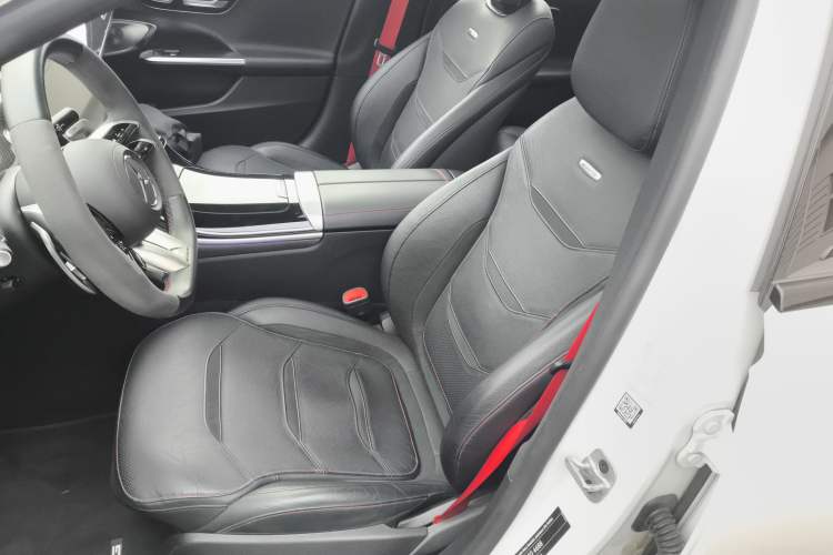 Used Mercedes-Benz C-Class AMG 2023 AMG C 43 4MATIC Estate Special Edition Left Front Seat