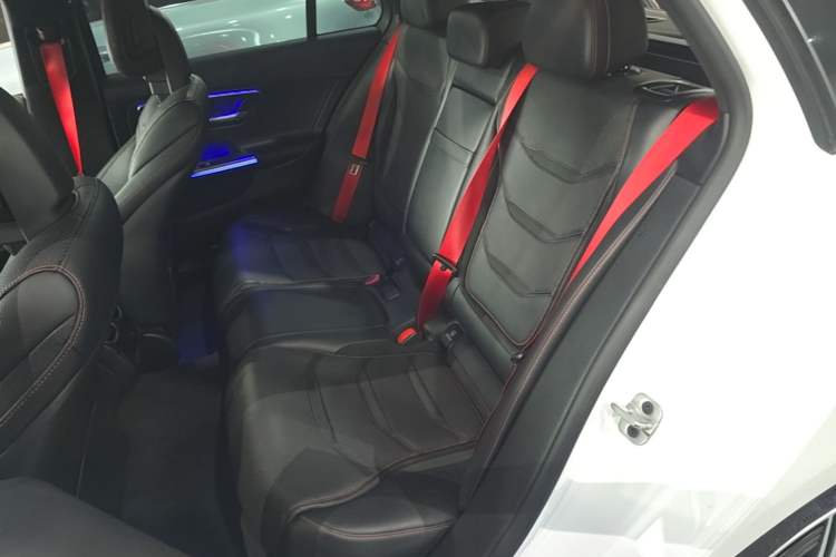 Used Mercedes-Benz C-Class AMG 2023 AMG C 43 4MATIC Estate Special Edition Left Rear Seat