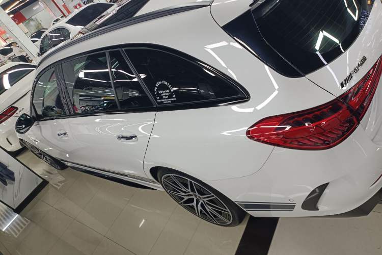 Used Mercedes-Benz C-Class AMG 2023 AMG C 43 4MATIC Estate Special Edition Left Side
