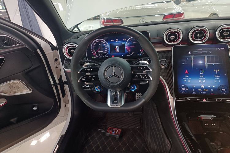 Used Mercedes-Benz C-Class AMG 2023 AMG C 43 4MATIC Estate Special Edition Steering Wheel