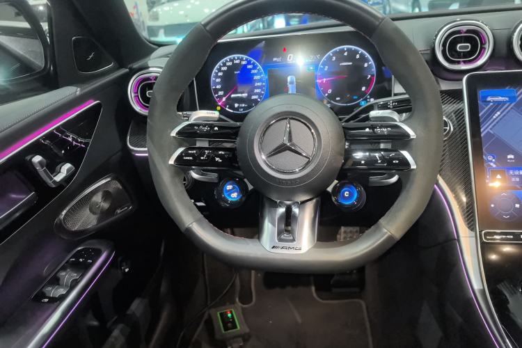 Used Mercedes-Benz C-Class AMG 2023 AMG C 43 4MATIC Estate Special Edition Steering Wheel