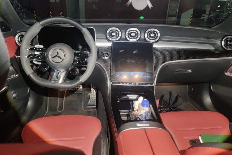 Used Mercedes-Benz C-Class AMG 2024 AMG C 43 4MATIC Center Console