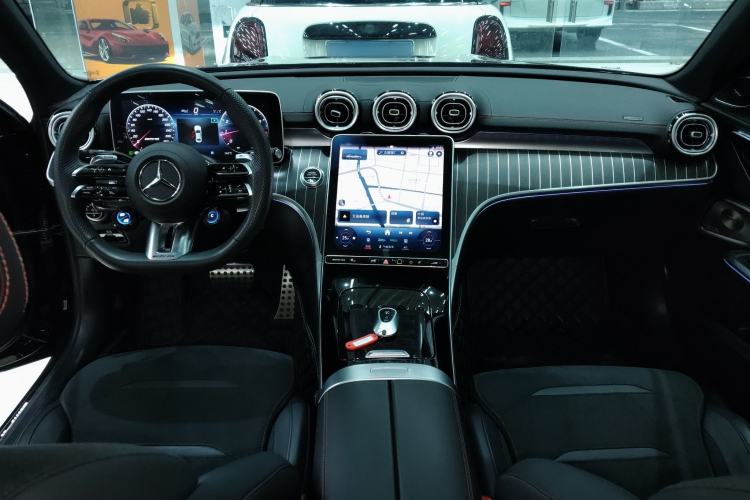 Used Mercedes-Benz C-Class AMG 2024 Facelift AMG C 43 4MATIC Center Console