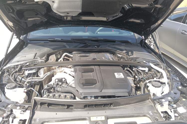 Used Mercedes-Benz C-Class AMG 2024 Facelift AMG C 43 4MATIC Engine Bay