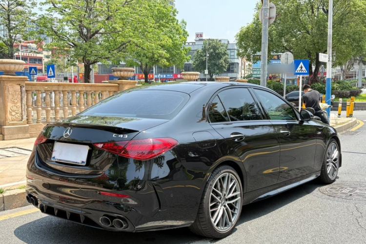 Used Mercedes-Benz C-Class AMG 2024 Facelift AMG C 43 4MATIC Exterior 2